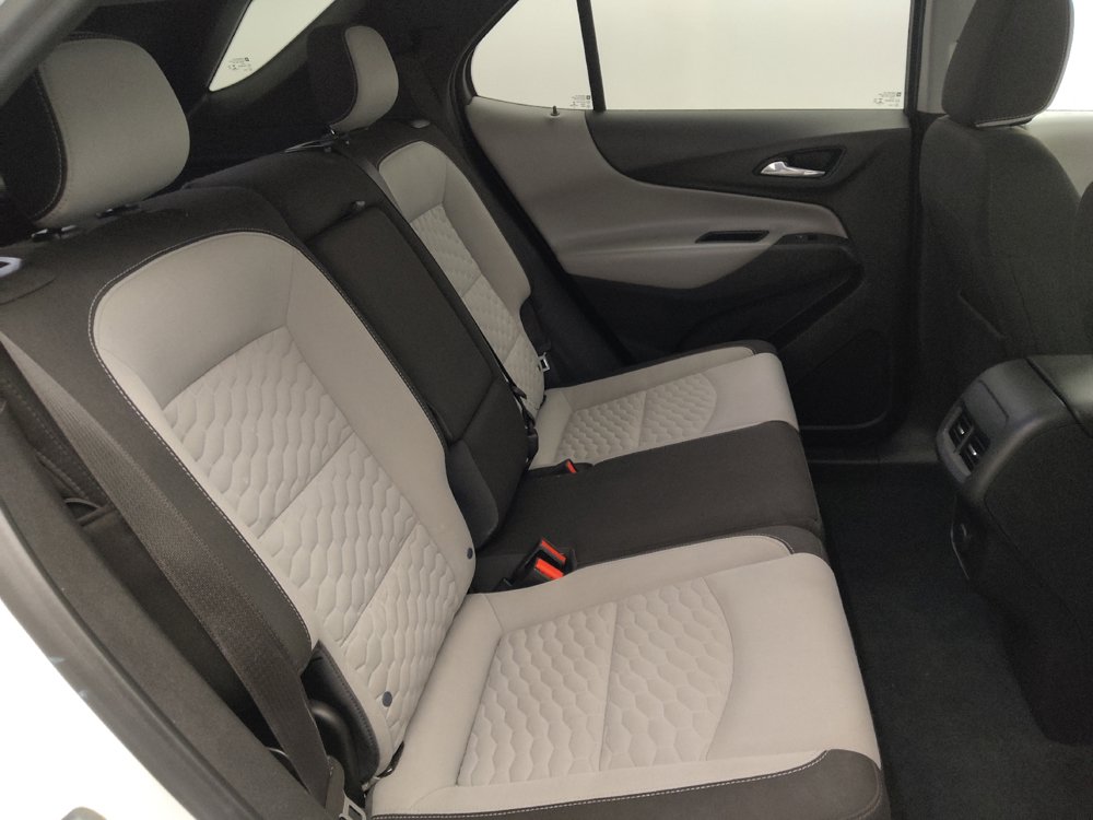 Used 2018 Chevrolet Equinox LS FWD image 19