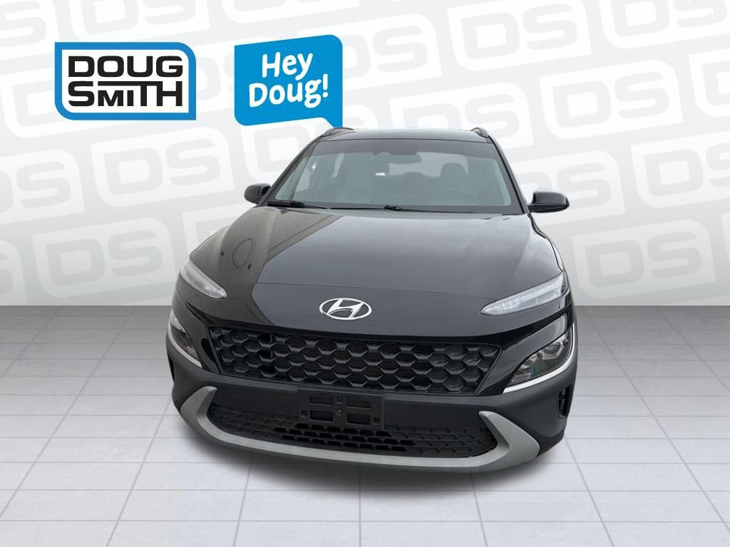 Used 2023 Hyundai Kona SEL w/ Cargo Package AWD/4WD image 3