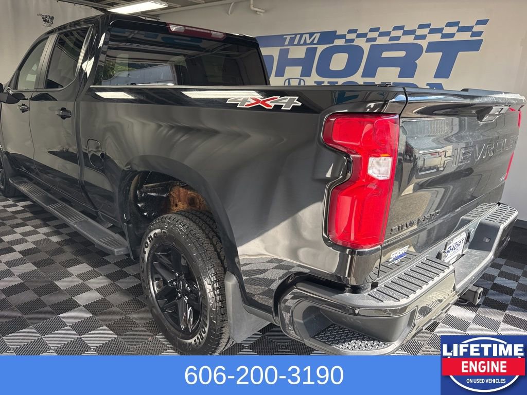 Used 2021 Chevrolet Silverado 1500 RST image 11