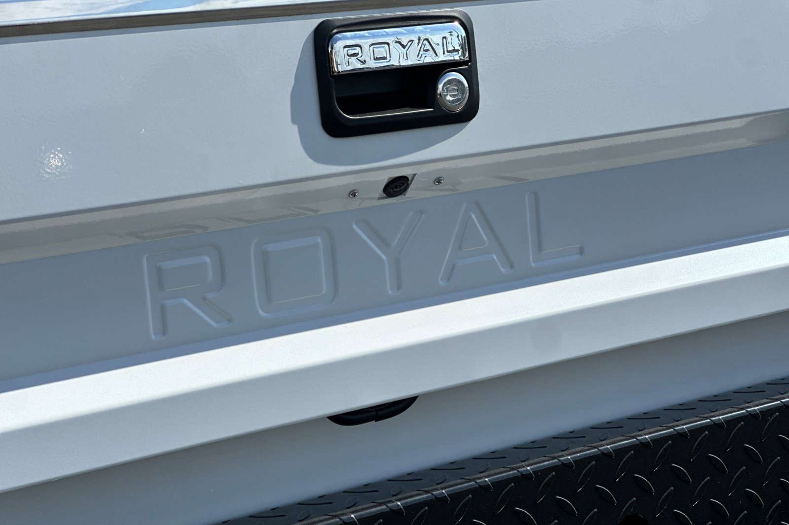 New 2025 Ford F350 XL w/ XL Chrome Package image 24