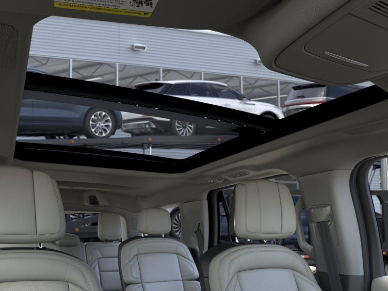 New 2026 Lincoln Navigator Reserve AWD/4WD image 22