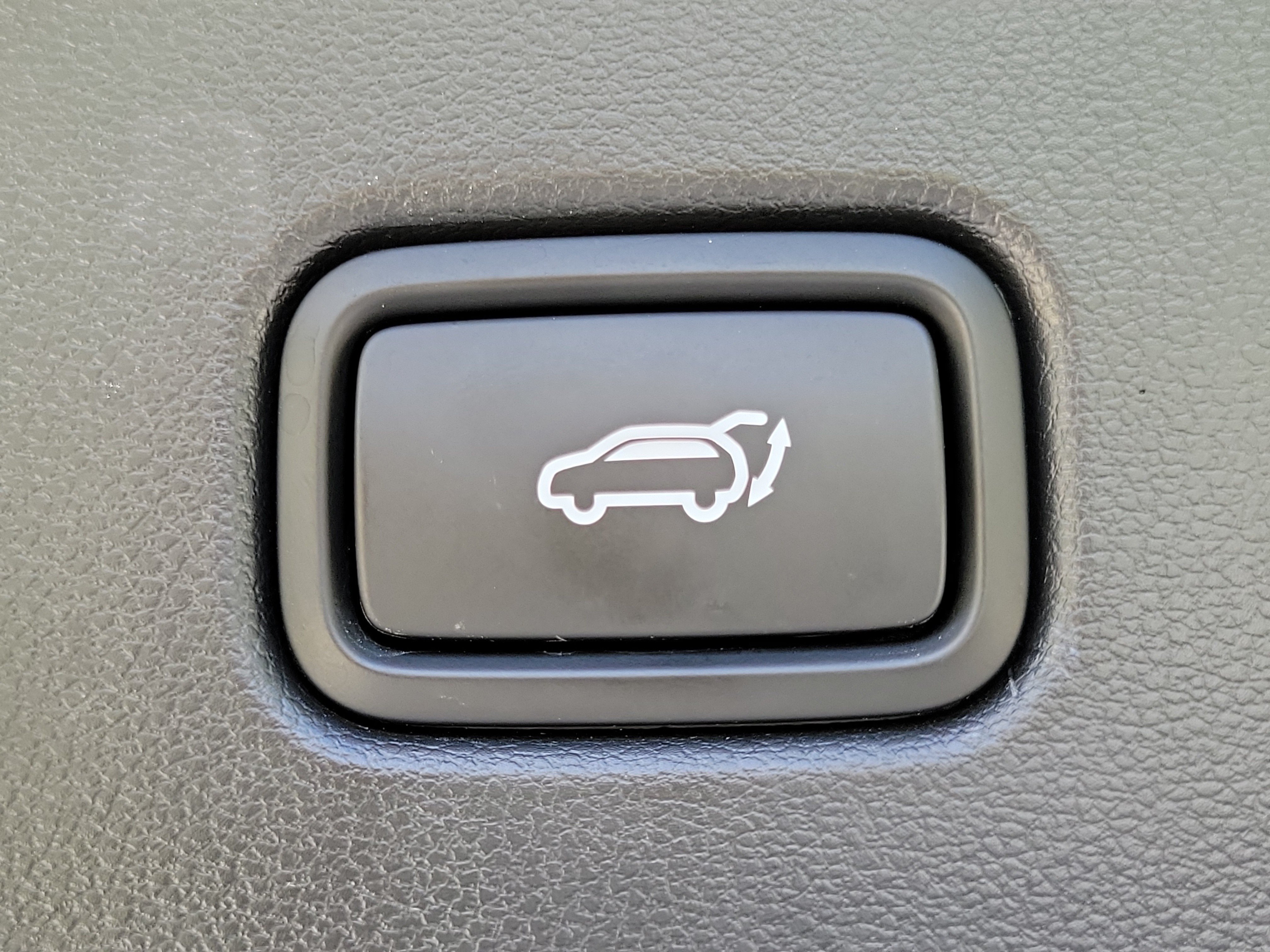 Used 2025 Hyundai Tucson Limited FWD image 13