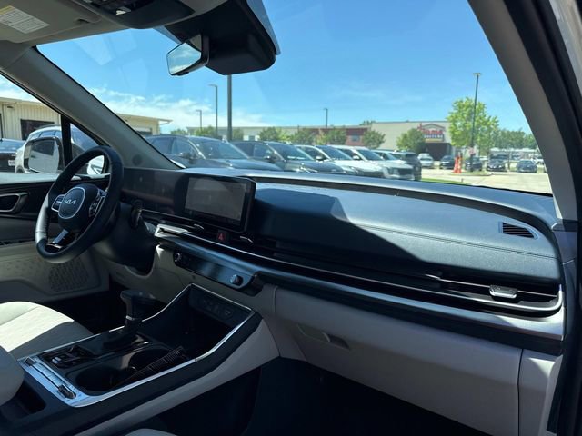 New 2026 Kia Carnival SX w/ SX Dark Edition Package image 18