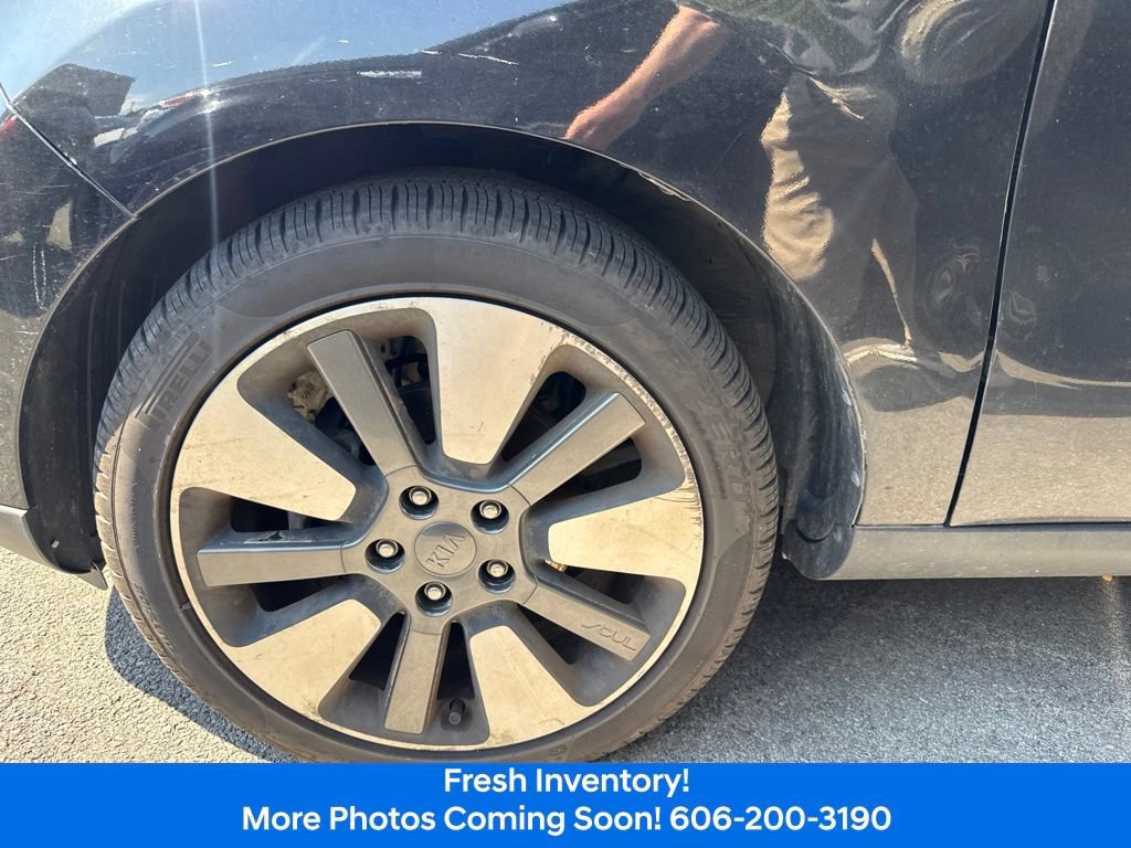 Used 2014 Kia Soul ! w/ Sun & Sound Package FWD image 11