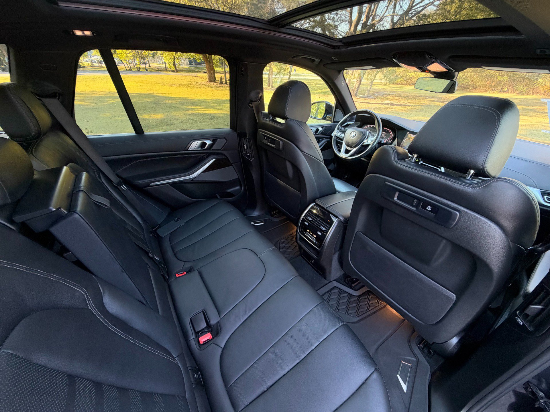 Used 2021 BMW X5 xDrive40i w/ Premium Package AWD/4WD image 15
