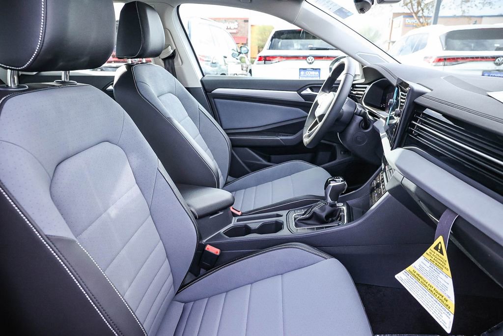 New 2026 Volkswagen Jetta SE image 29