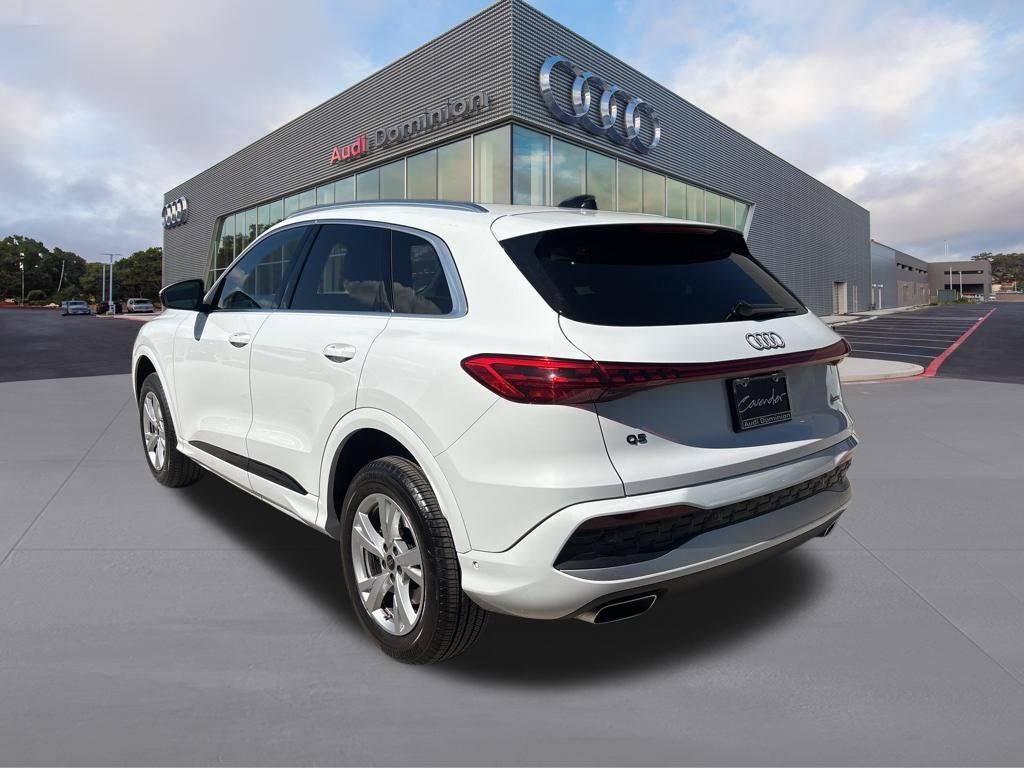 Certified 2025 Audi Q5 Premium w/ Convenience Package AWD/4WD image 7