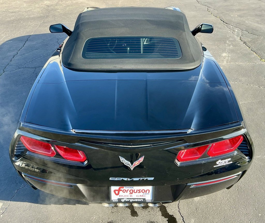 Used 2017 Chevrolet Corvette Stingray Convertible w/ 3LT Preferred Equipment Group image 21