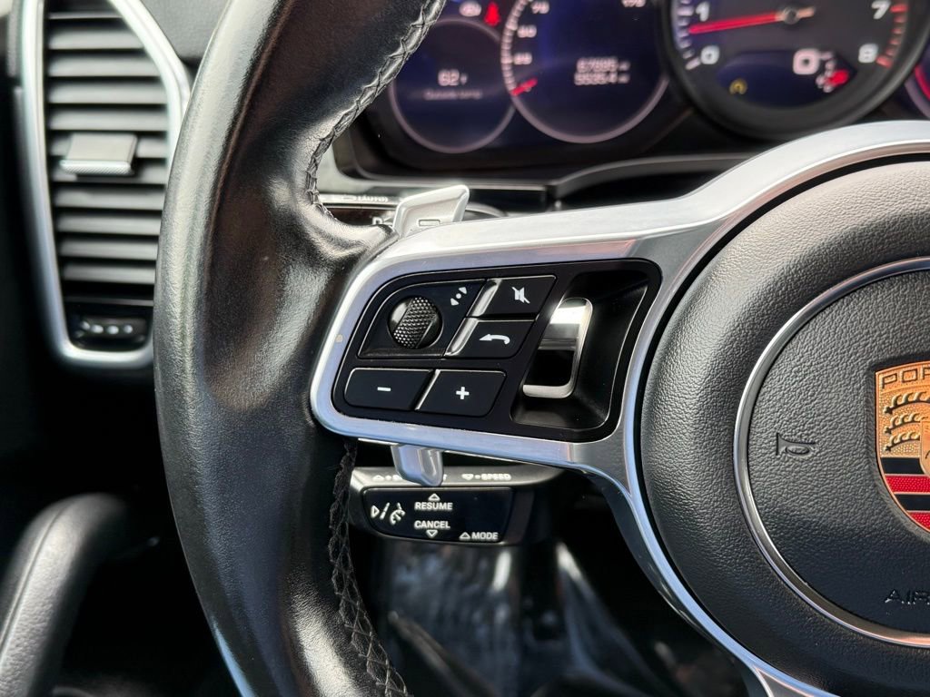 Used 2021 Porsche Cayenne image 33