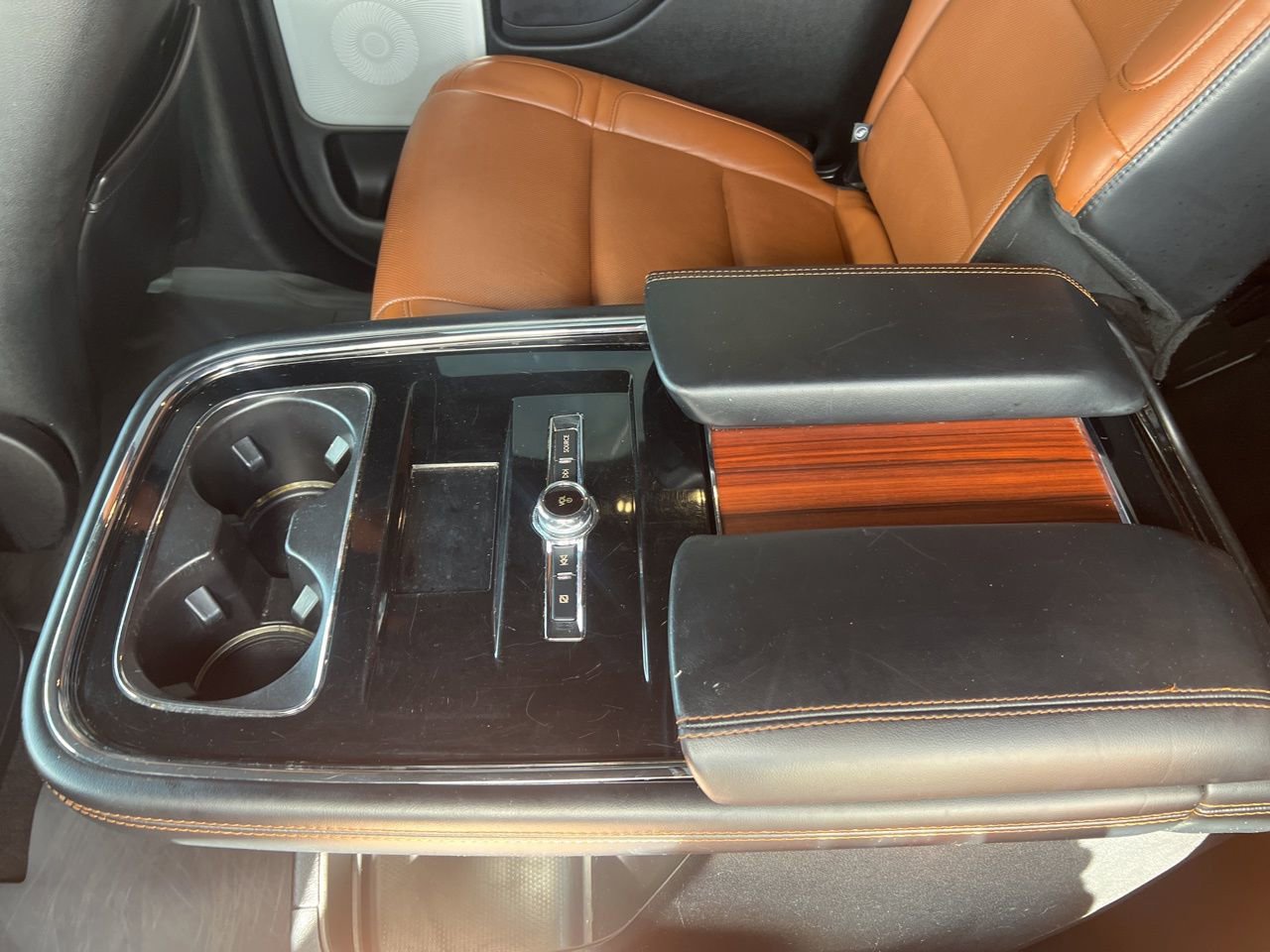 Used 2020 Lincoln Navigator L Reserve w/ Luxury Package image 22