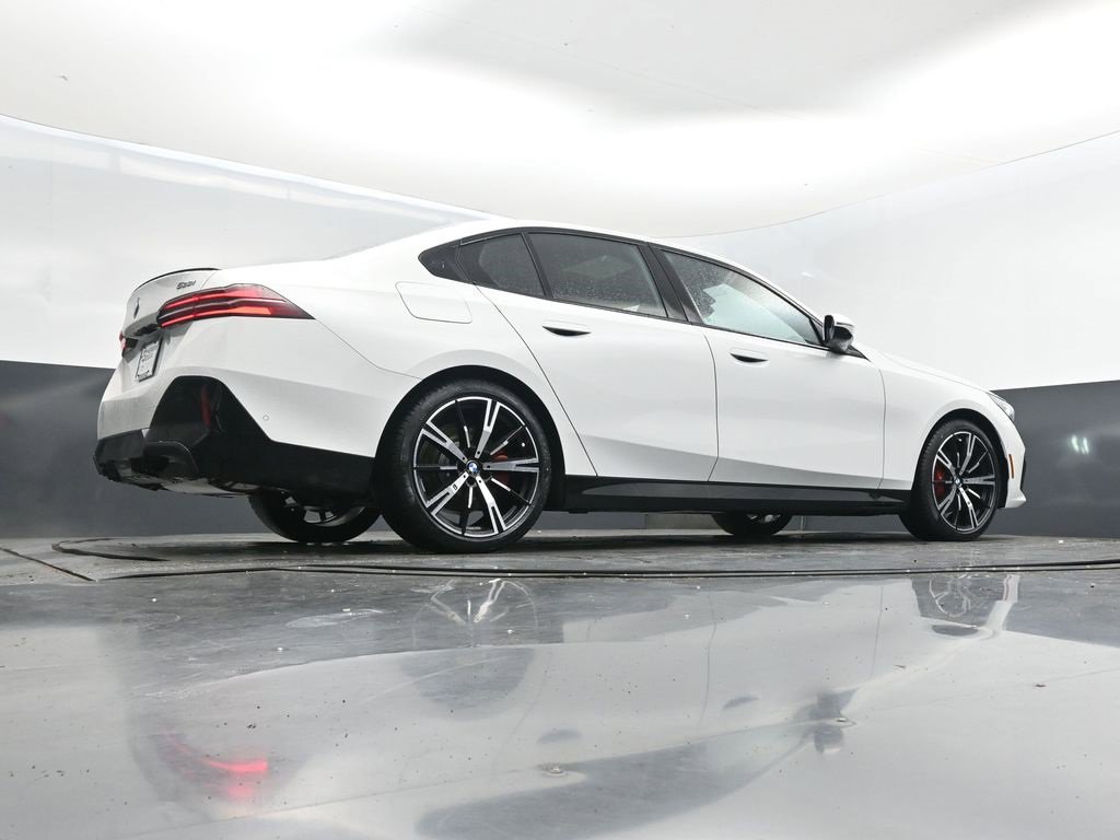 New 2026 BMW 530i w/ M Sport Package image 42