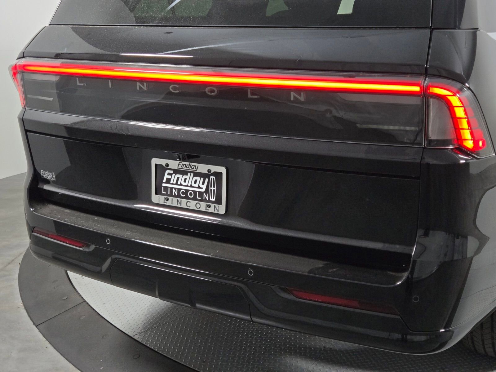 New 2026 Lincoln Navigator L Reserve AWD/4WD image 5