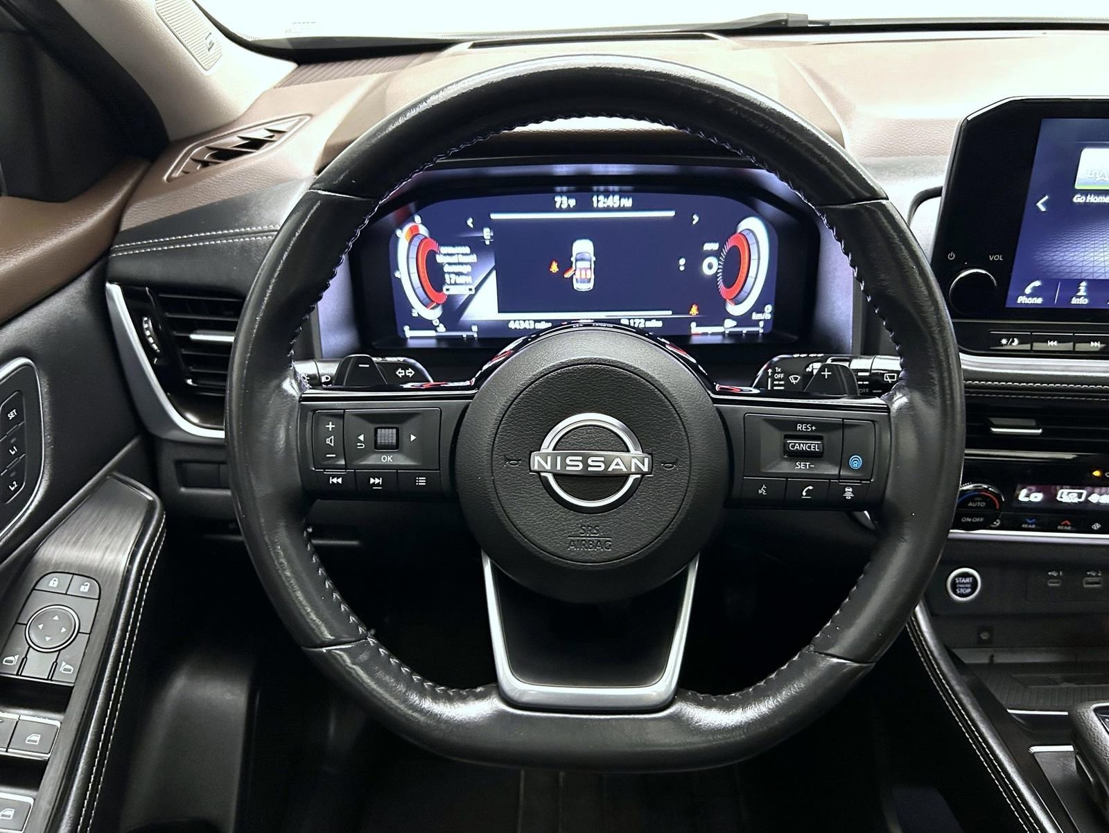 Used 2023 Nissan Rogue Platinum w/ Platinum Premium Package image 11