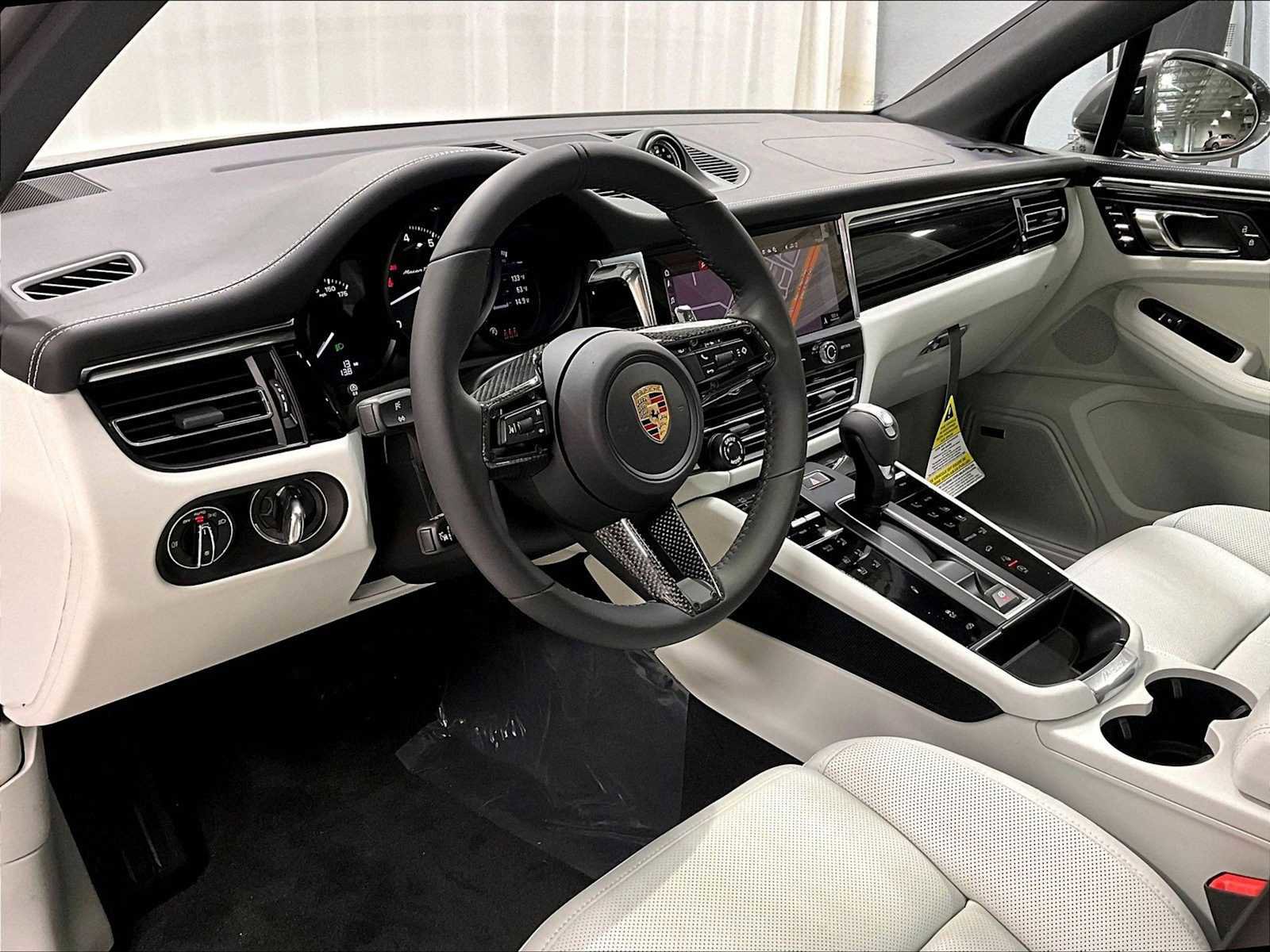 New 2026 Porsche Macan Turbo AWD/4WD image 4