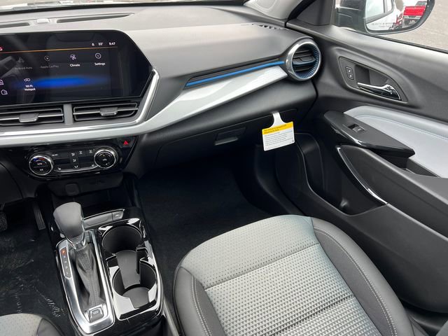 New 2026 Chevrolet Trax LT image 28