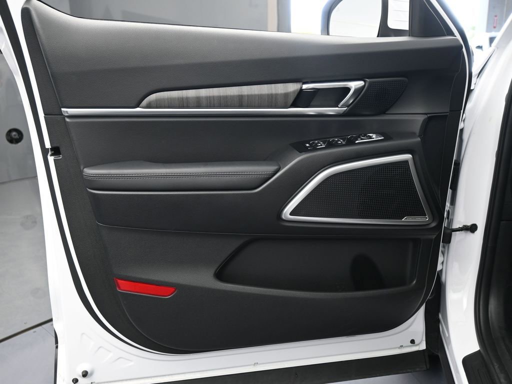 Used 2023 Kia Telluride EX image 29