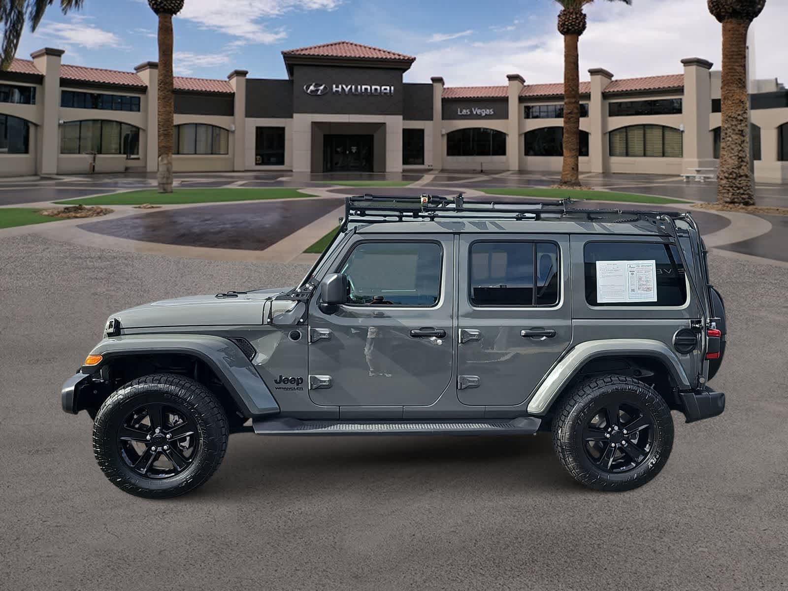 Used 2020 Jeep Wrangler Unlimited Sahara AWD/4WD image 5