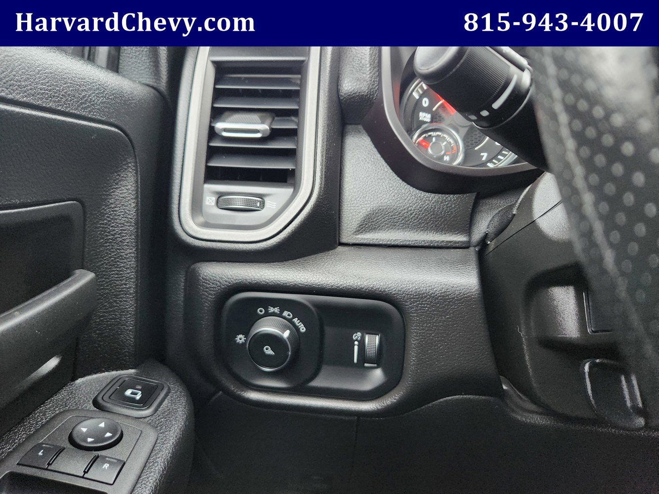 Used 2024 RAM 3500 Tradesman w/ Chrome Appearance Group image 20