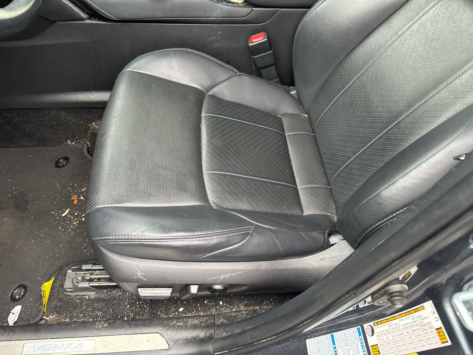 Used 2021 Toyota Venza Limited AWD/4WD image 7