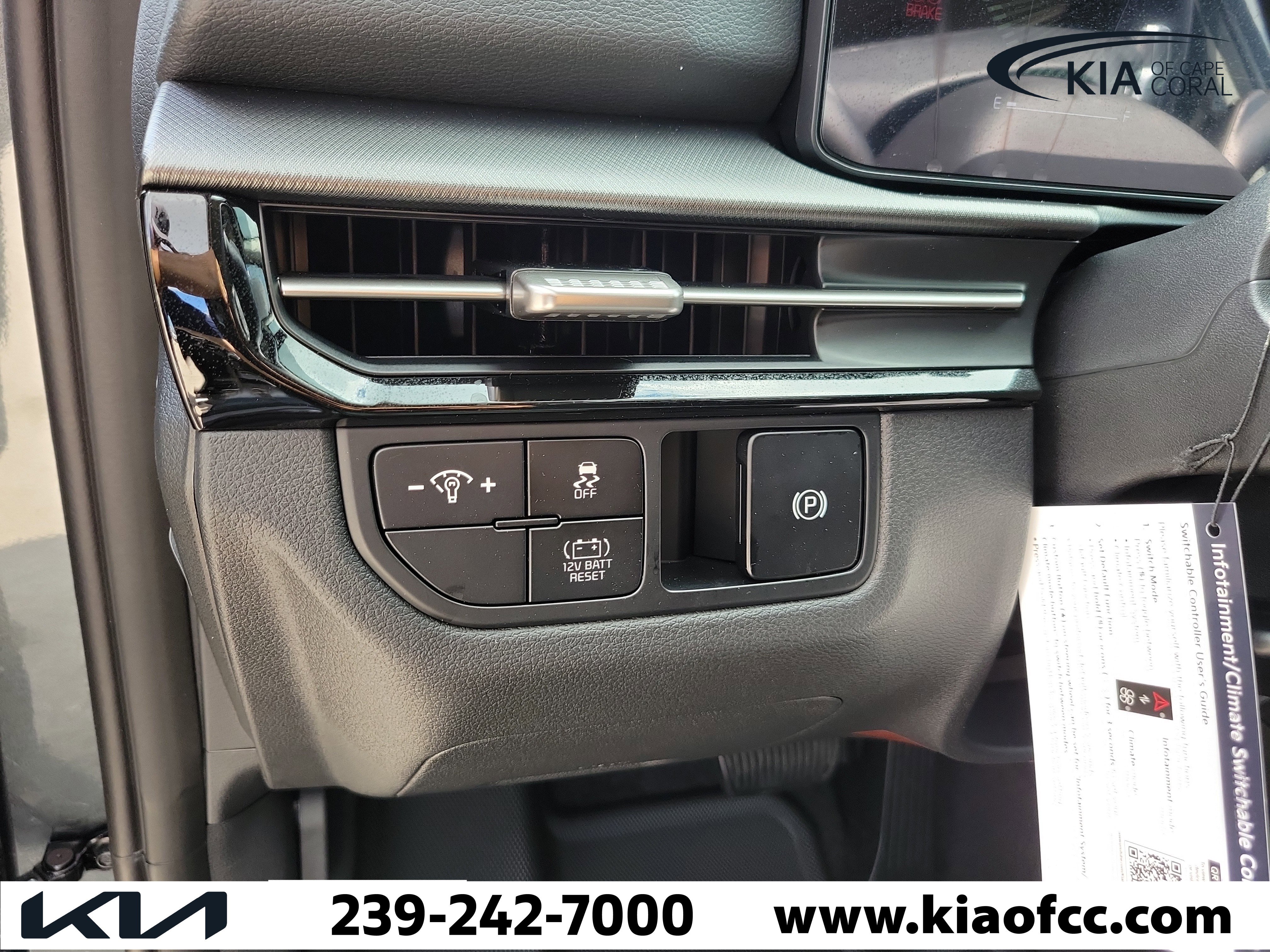 New 2026 Kia Sportage LX FWD image 22
