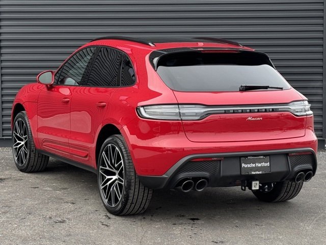 New 2026 Porsche Macan image 3