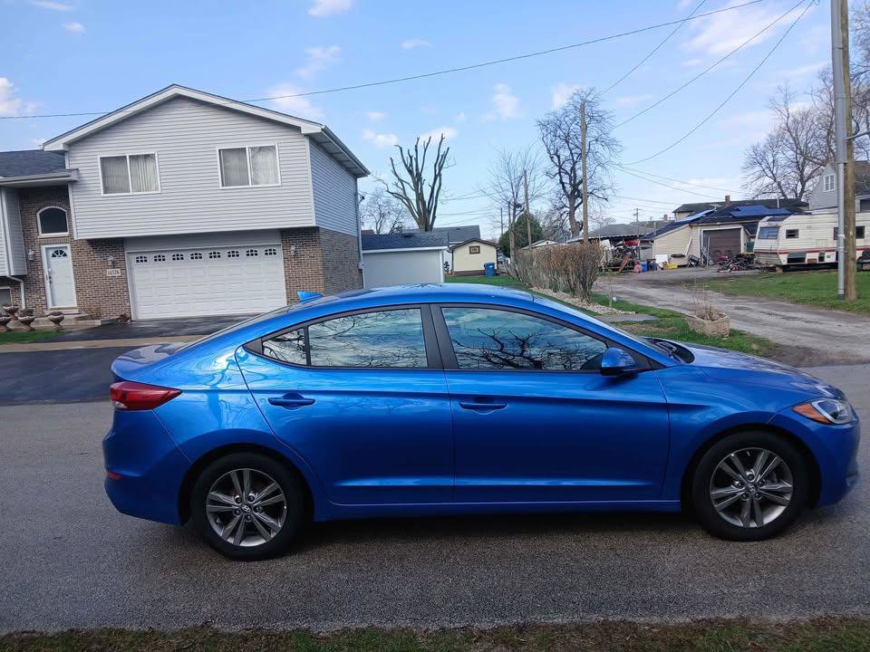 Used 2017 Hyundai Elantra SE FWD image 5