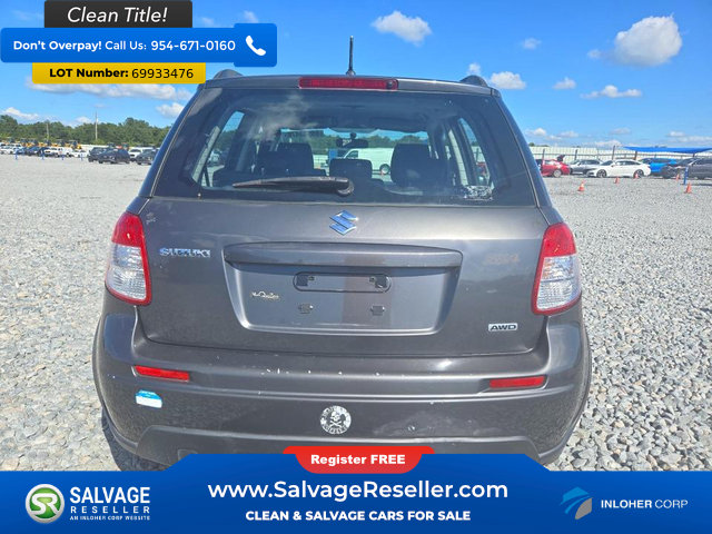 Used 2010 Suzuki SX4 AWD Hatchback image 8