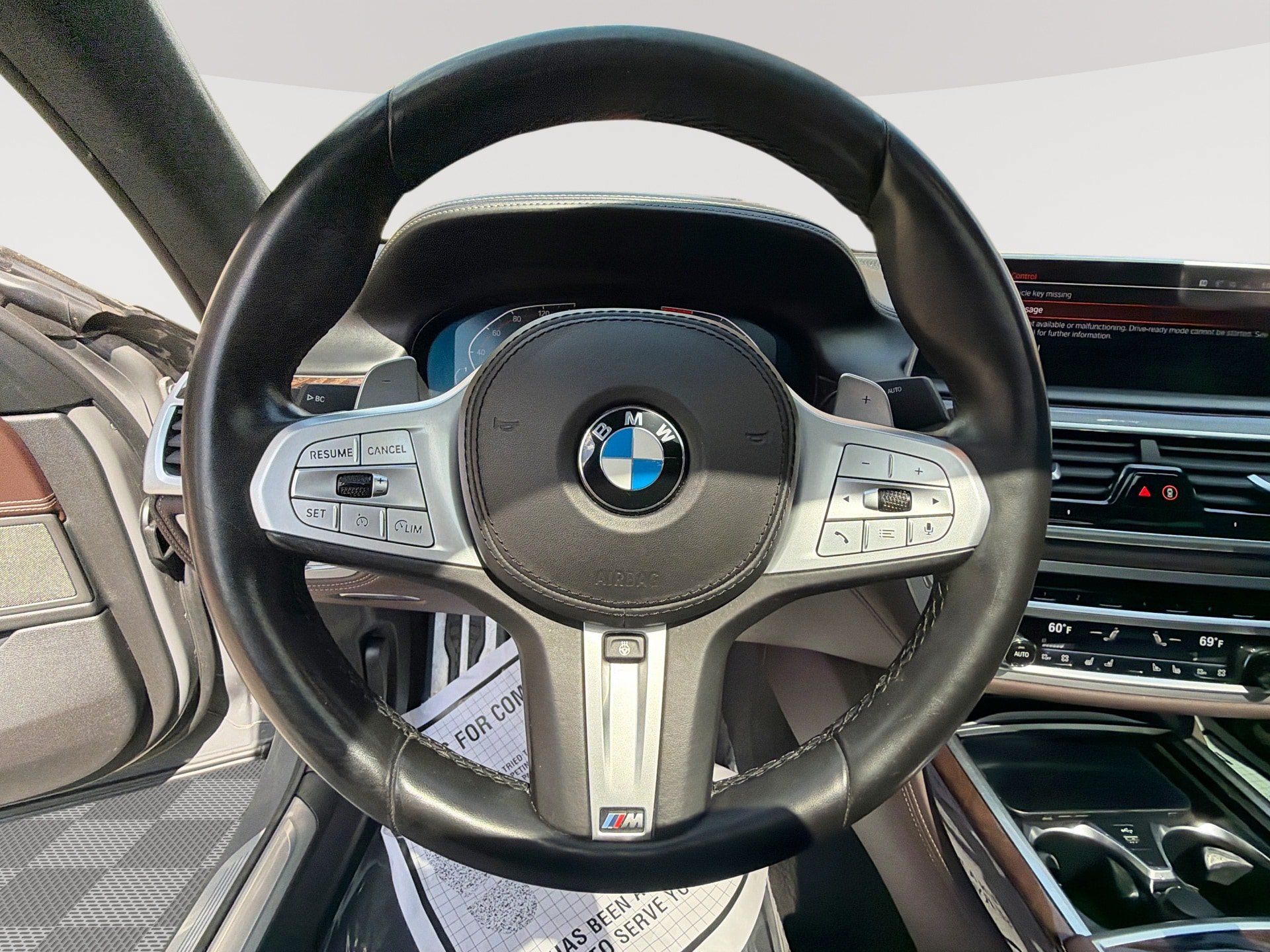 Used 2021 BMW 750i xDrive w/ Executive Package AWD/4WD image 11