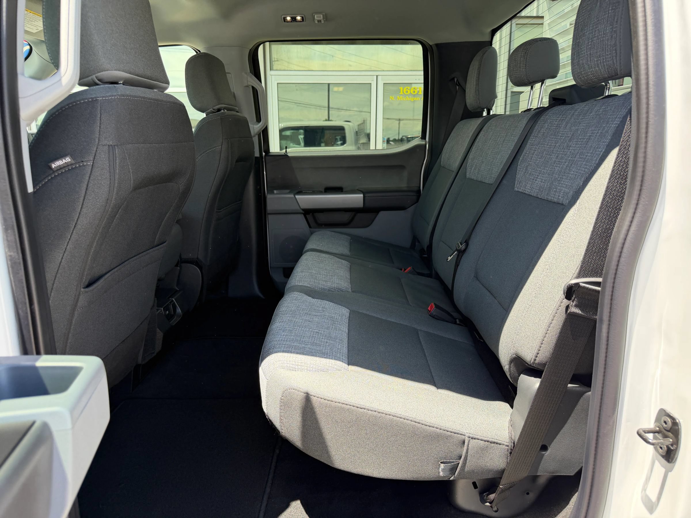 Used 2025 Ford F350 XLT AWD/4WD image 27