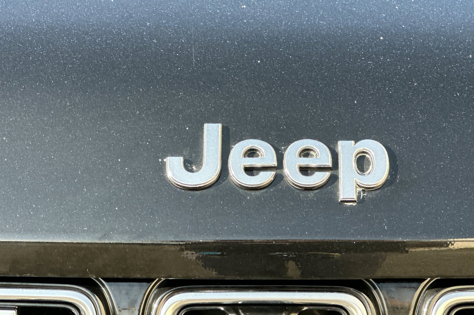 Used 2023 Jeep Grand Cherokee L Summit image 40