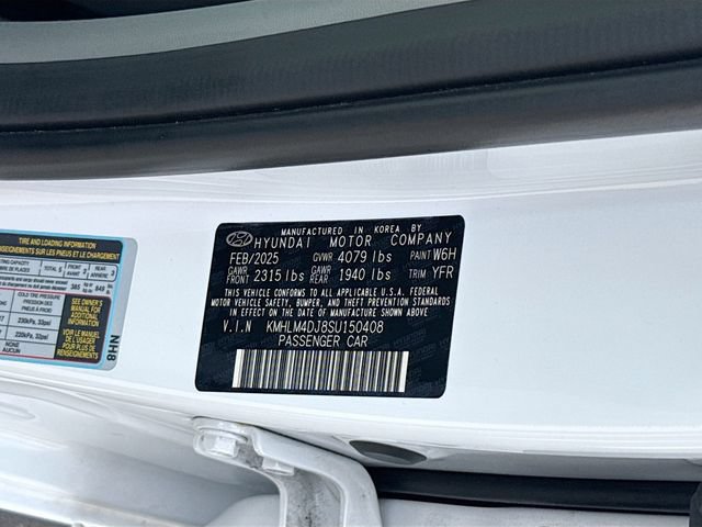 Certified 2025 Hyundai Elantra SEL FWD image 30