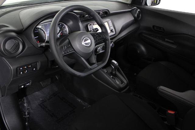 Certified 2025 Nissan Kicks Play S image 19