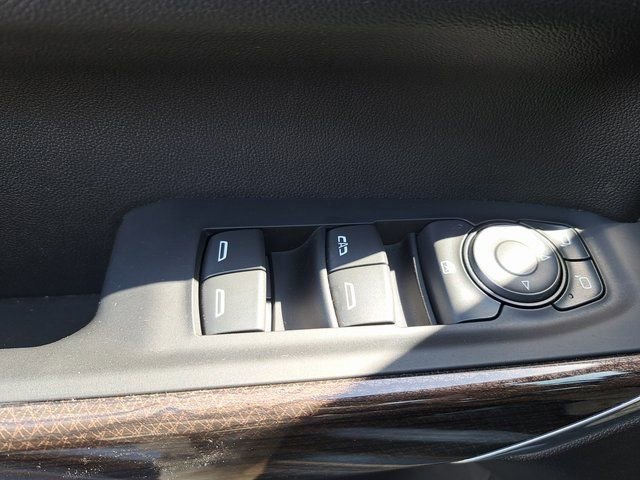 Used 2021 Chevrolet Silverado 1500 RST image 26