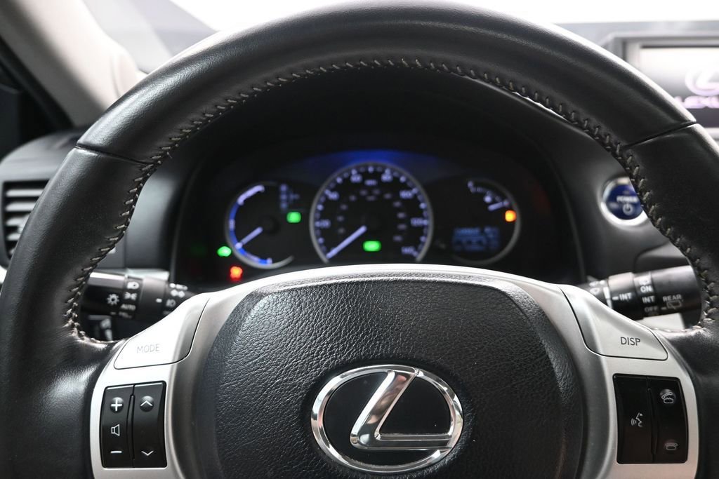 Used 2013 Lexus CT 200h w/ Premium Pkg w/Navigation FWD image 15