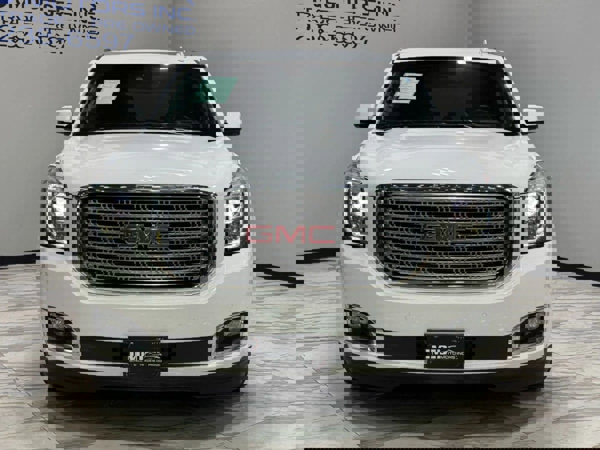Used 2015 GMC Yukon Denali w/ Premium Package image 3