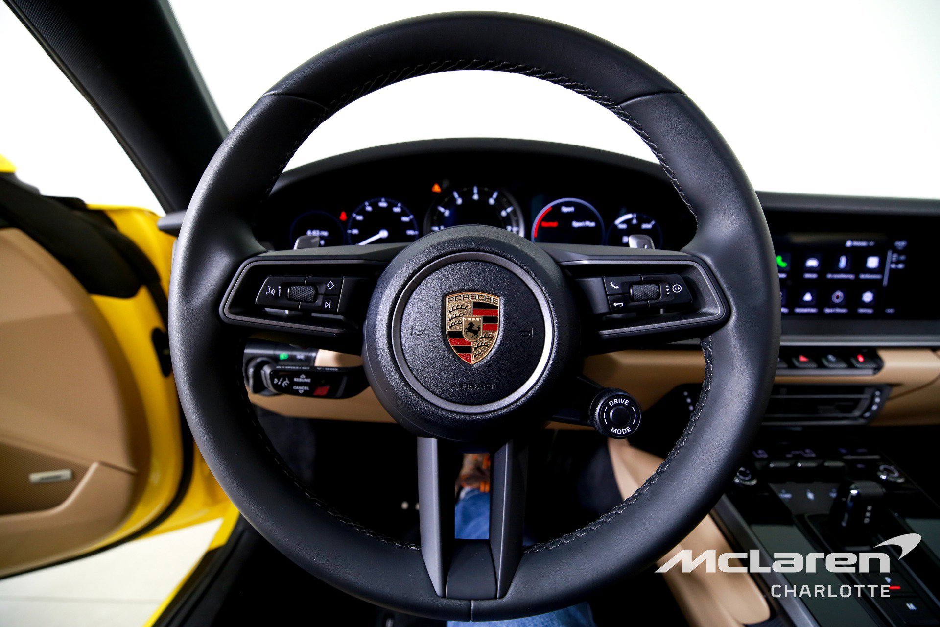 Used 2022 Porsche 911 Carrera 4S w/ Premium Package image 14