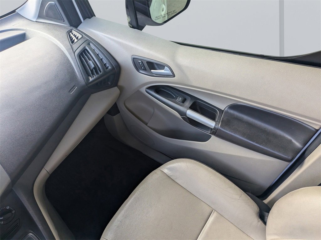 Used 2015 Ford Transit Connect XLT image 17