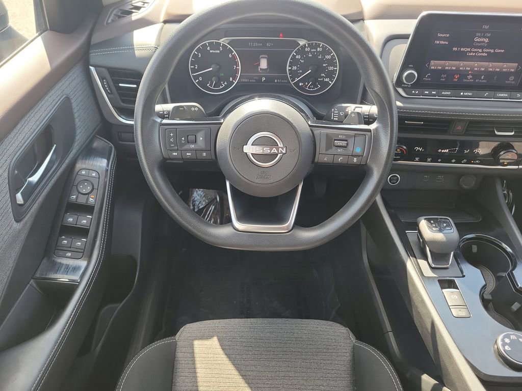 Used 2023 Nissan Rogue SV image 13