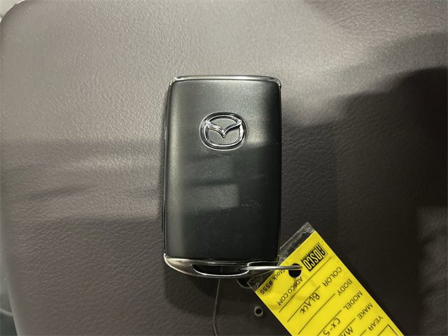 New 2025 MAZDA CX-5 Signature image 34