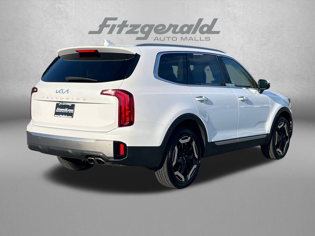 Used 2025 Kia Telluride S image 7