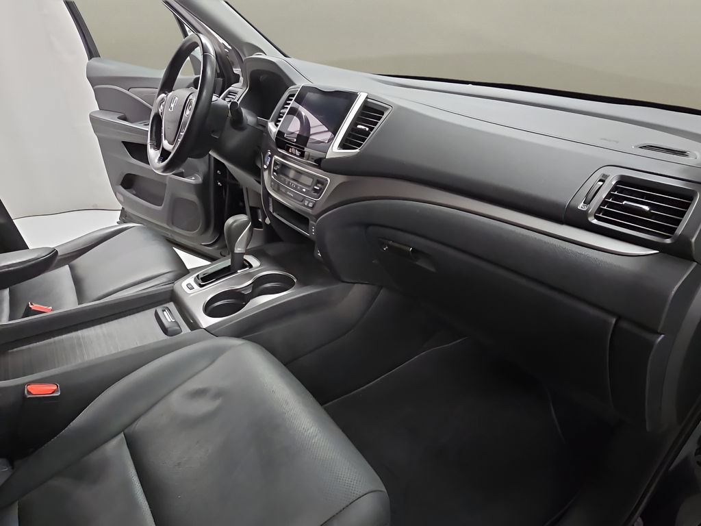 Used 2017 Honda Ridgeline RTL-T image 17