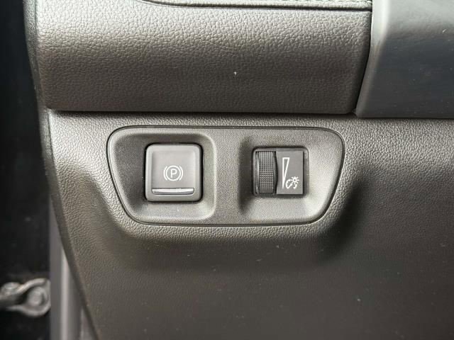 Certified 2023 GMC Acadia SLE w/ Driver Convenience Package image 16