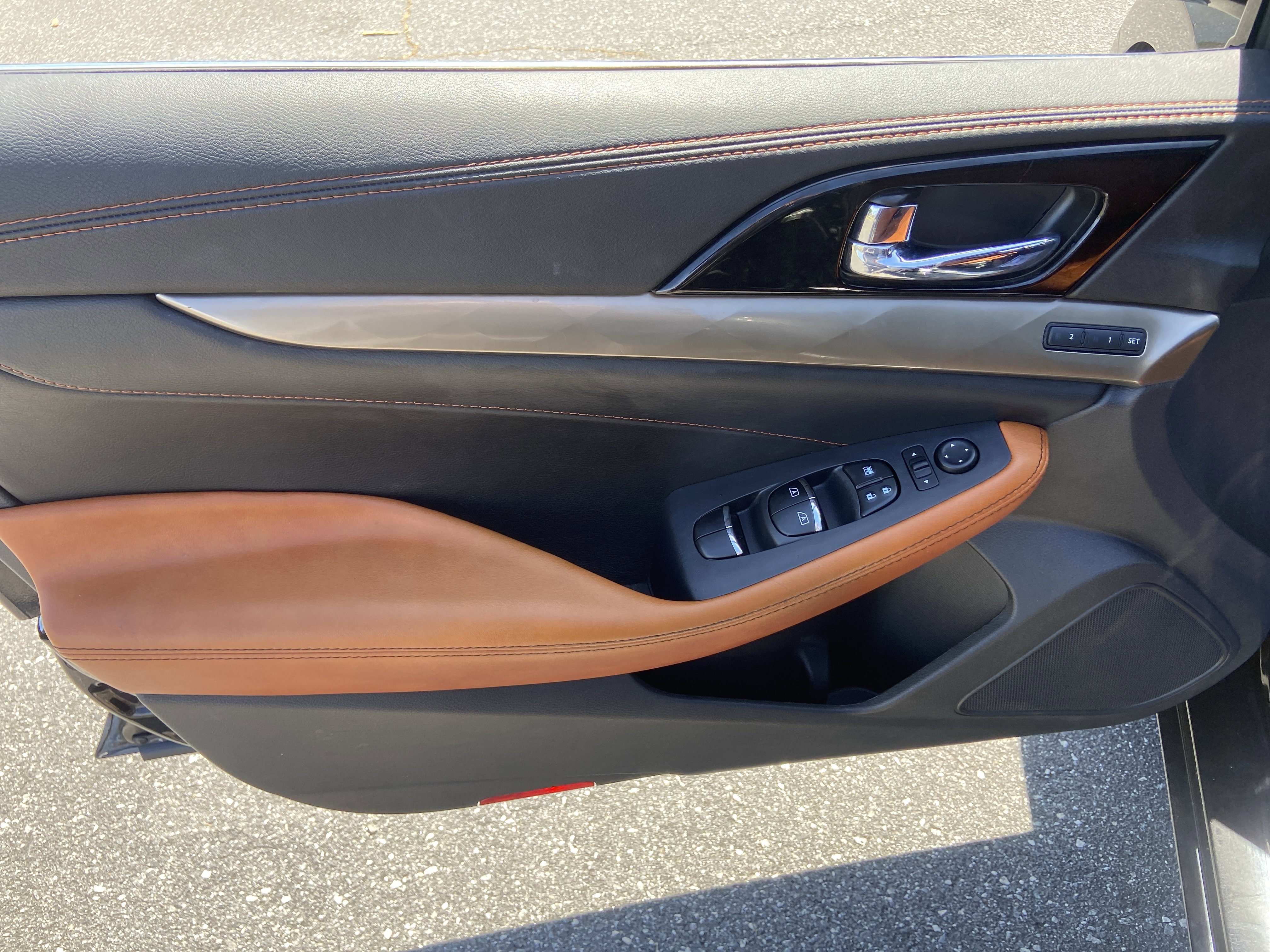 Certified 2020 Nissan Maxima Platinum w/ Reserve Package FWD image 9