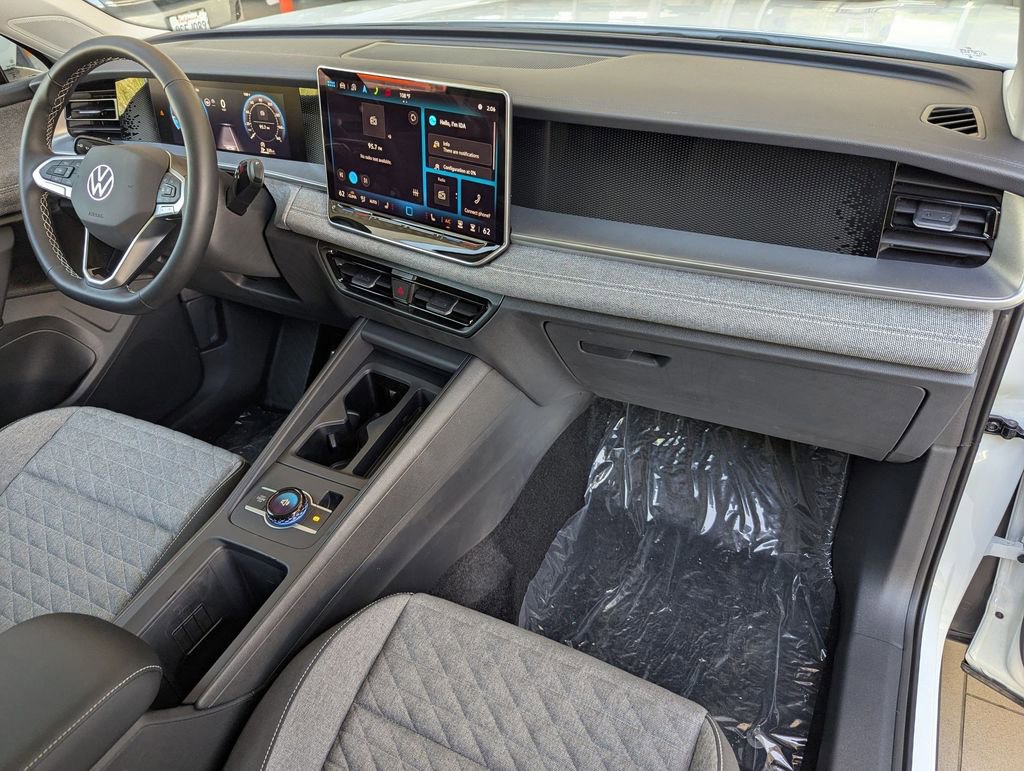 Certified 2025 Volkswagen Tiguan S image 21