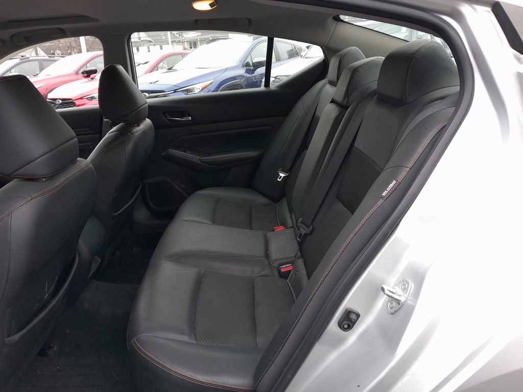 Used 2019 Nissan Altima 2.5 SR w/ SR Premium Package image 28