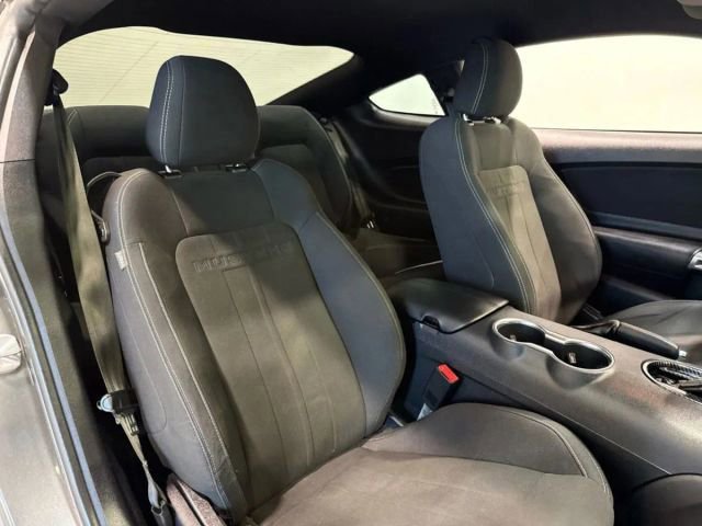 Used 2022 Ford Mustang EcoBoost image 26
