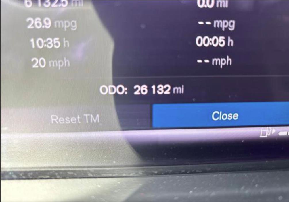 Used 2024 Volvo XC40 B5 Core AWD/4WD image 4