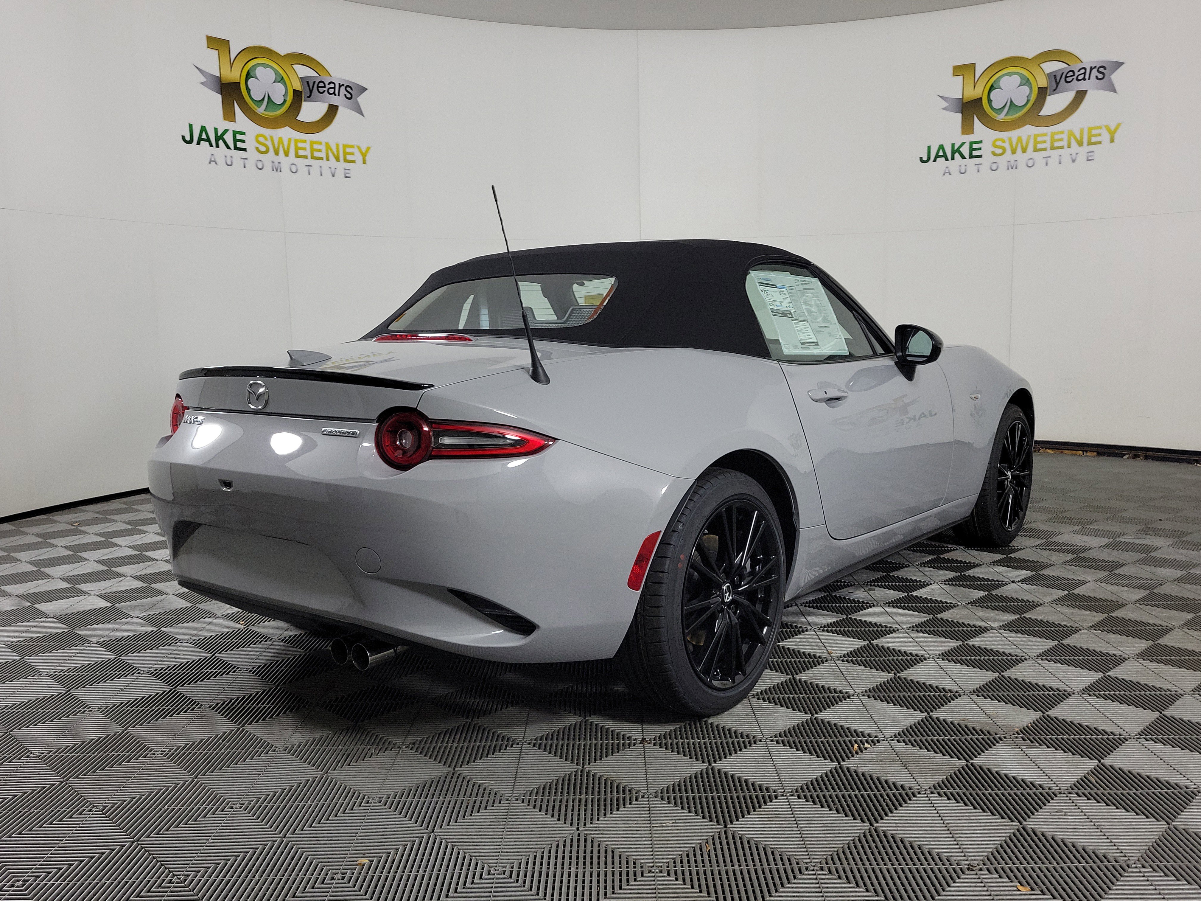 New 2025 MAZDA MX-5 Miata Club w/ Weather Package image 9