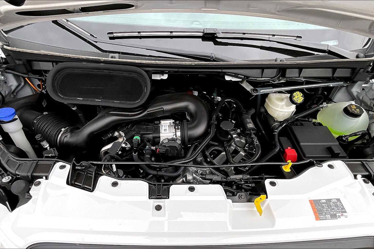 New 2025 Ford Transit 250 Low Roof image 16