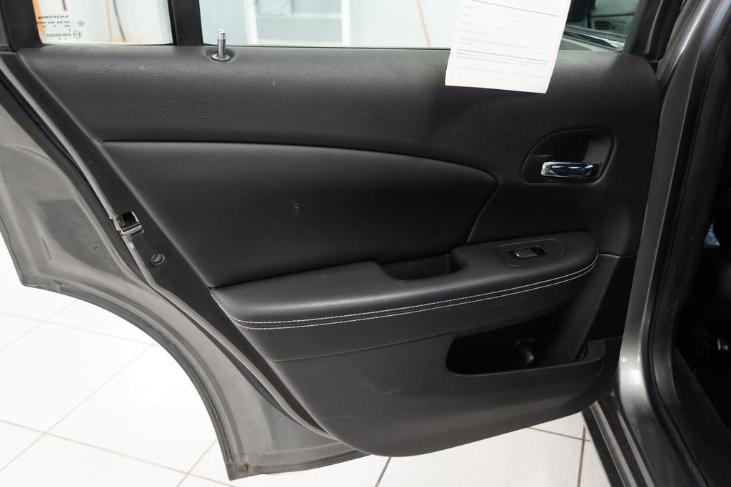 Used 2012 Chrysler 200 Limited FWD image 26